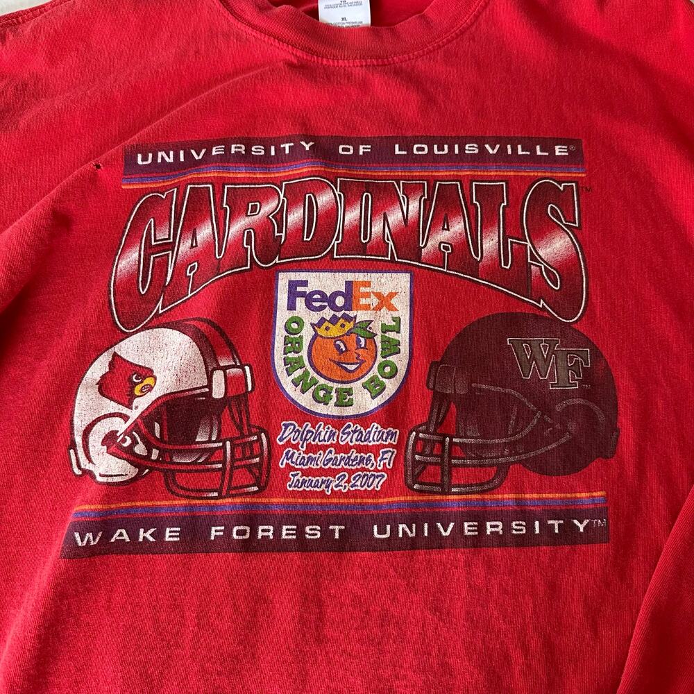 Louisville Cardinals Wake Forest 2007 NCAA Orange Bowl Red T-Shirt Men's XL Y2K